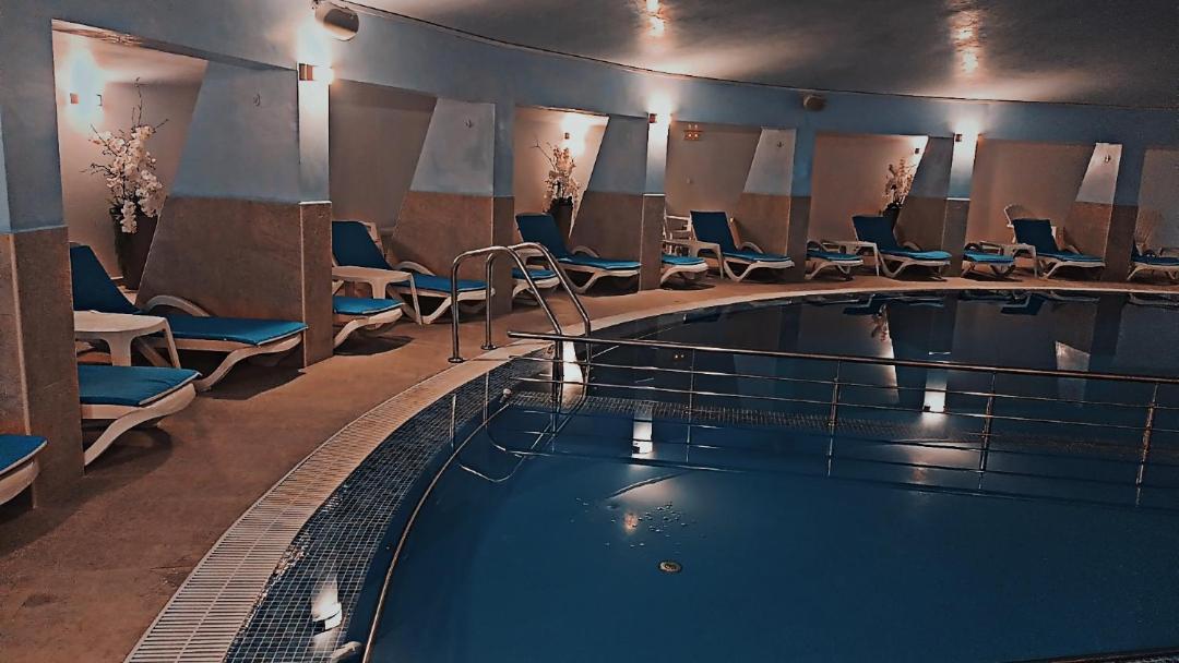 Condor Resort Dulcesti Extérieur photo